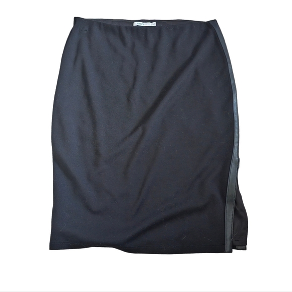 Bailey 44 Stick Puzzle Skirt Black with Leather lined Zipper Size Medium NWT USA